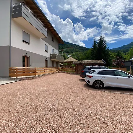 Alaska House - Yukon Apartament Trydent