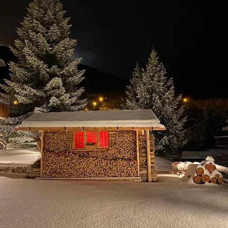 Alaska House - Yukon *