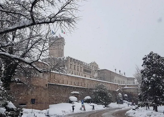 Alaska House - Yukon